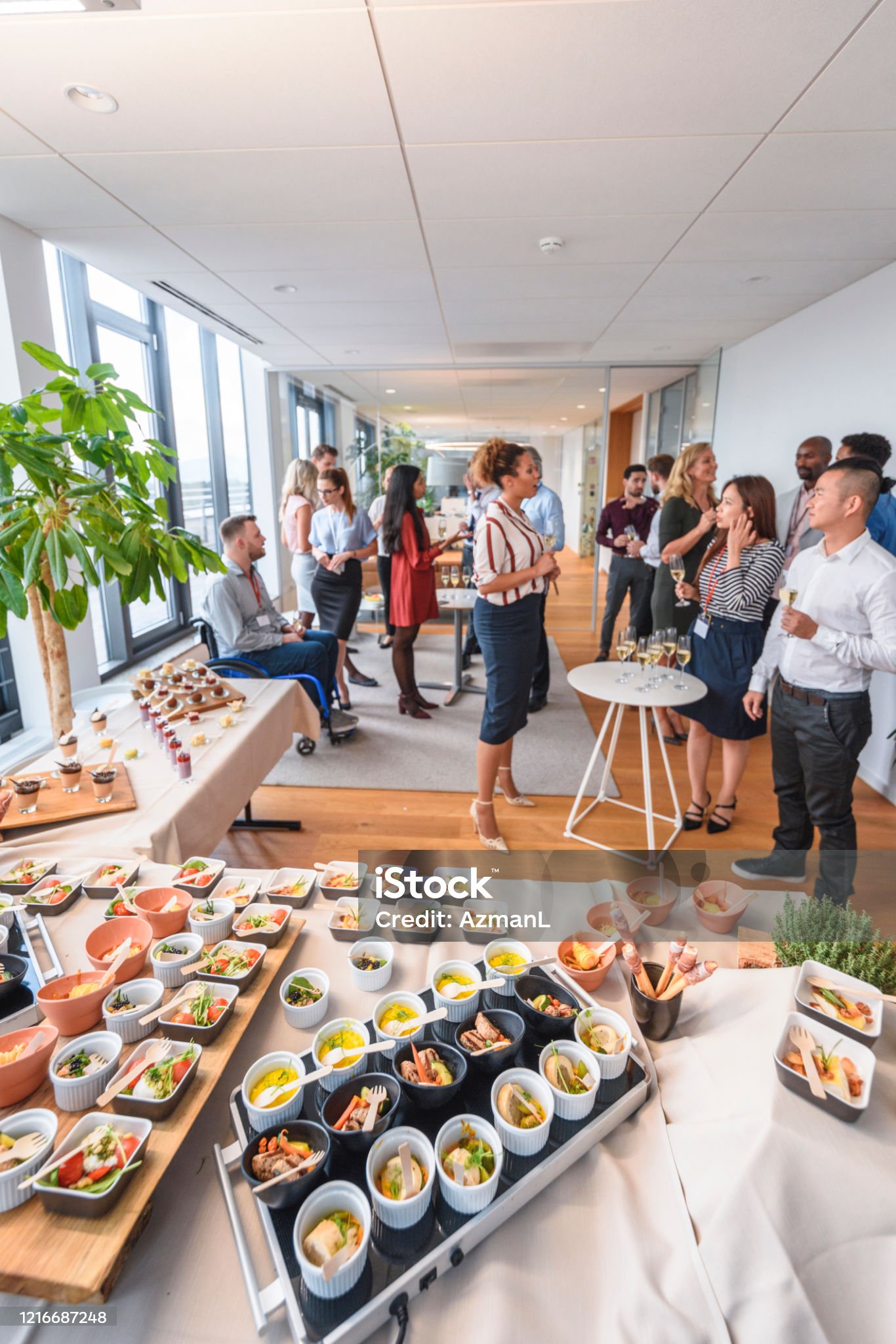 La fiesta de presentación de un nuevo negocio